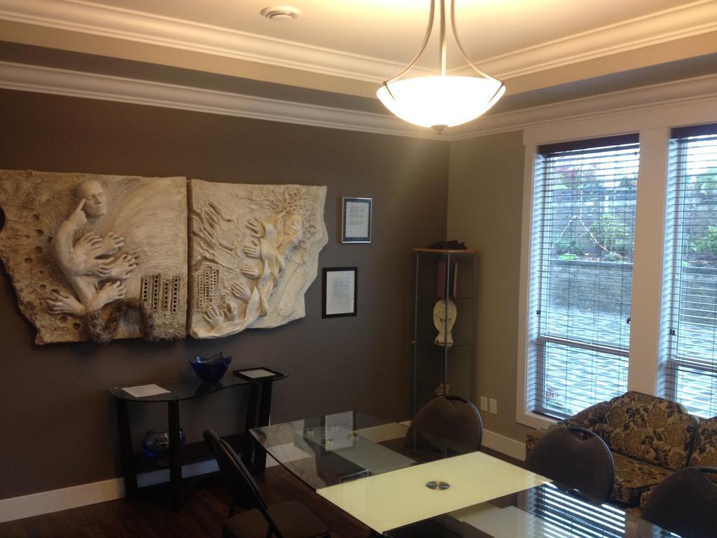 Brookside Inn Boutique Hotel Abbotsford Buitenkant foto